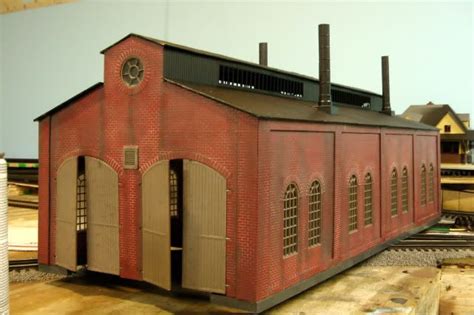 used o gauge train houses